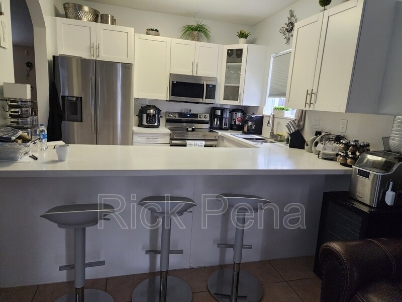 Foto del edificio - 9128 SW 162nd Pl