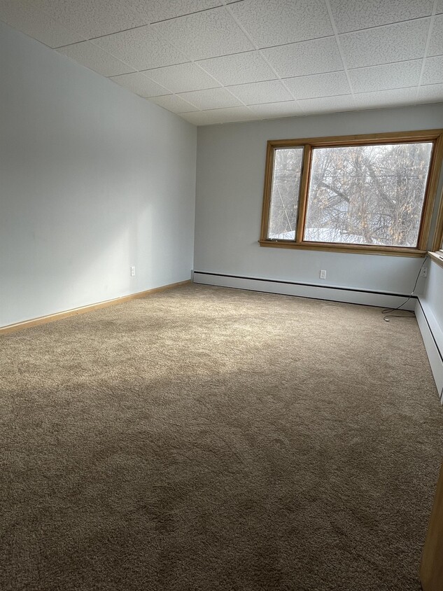 Foto principal - 830 1/2 15th St N