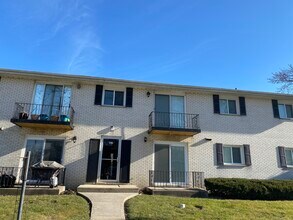 Building Photo - 116 S Cooper Rd