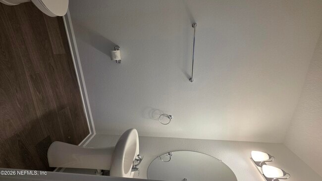 Building Photo - 644 Farmfield Dr