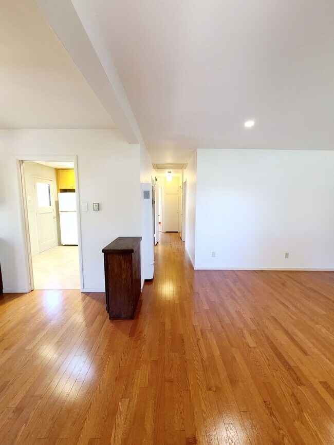 Foto del edificio - Well Maintained Home in a Wonderful Neighb...