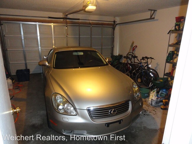 Foto del edificio - 7879 Moss Pointe Trl E