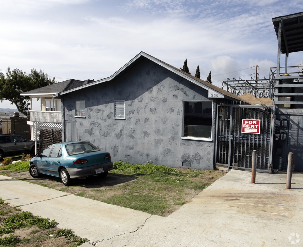 Primary Photo - 1220 W Olive St