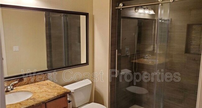 Foto del edificio - 375 Central Ave