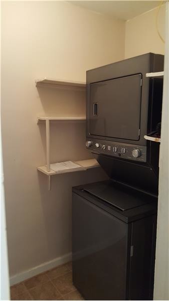 Building Photo - 264 Pompton Ave