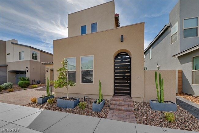 Building Photo - 3259 Fountaintree Ave