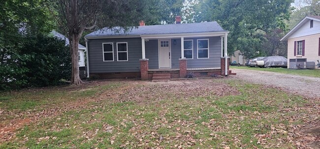 Photo - 510 N Academy St House