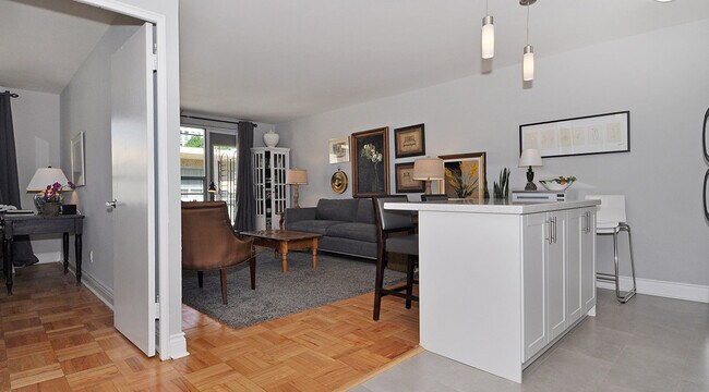 Building Photo - Heath Estates A