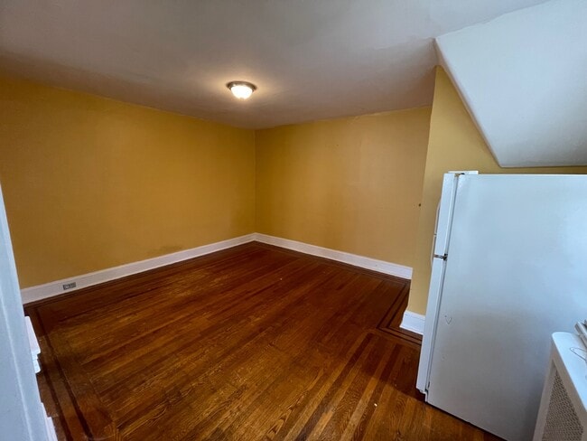 Building Photo - 67 Owen Avenue, Unit 3