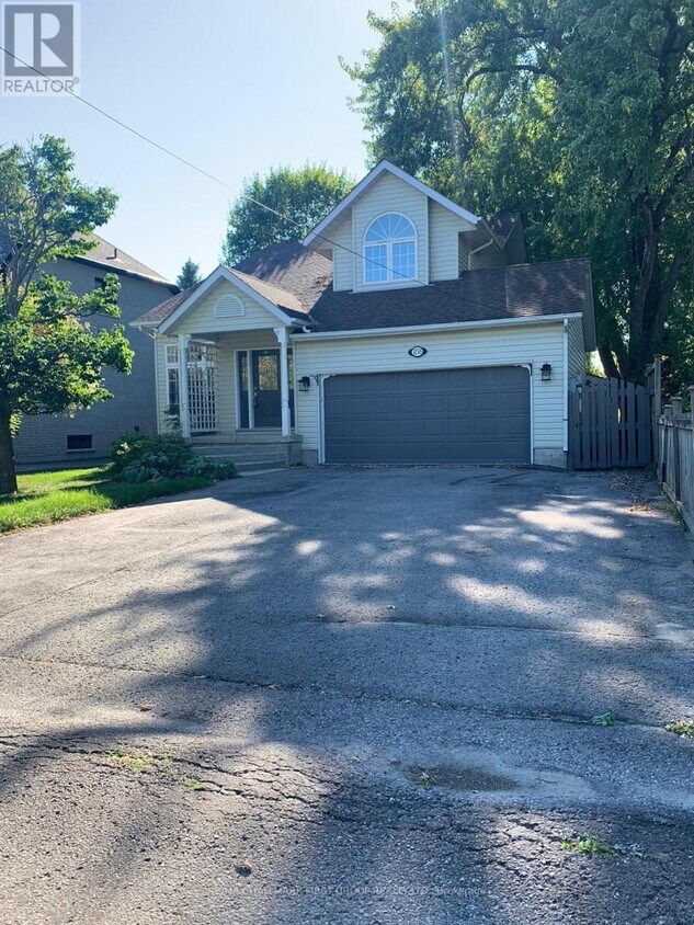 Photo principale - 1158 Shoal Point Rd