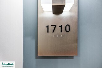 Building Photo - 151 S State St