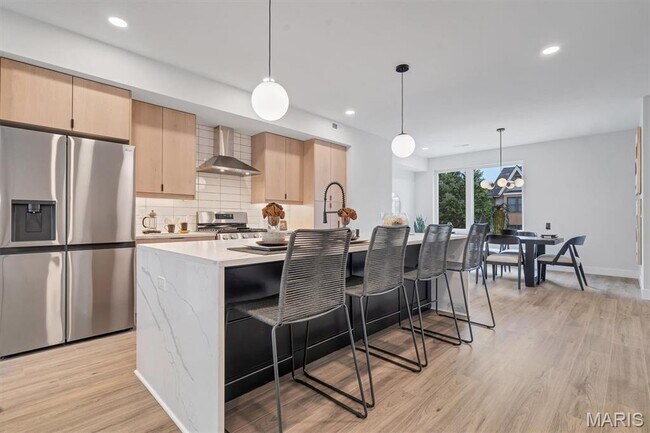 Foto del edificio - 513 Whittier St