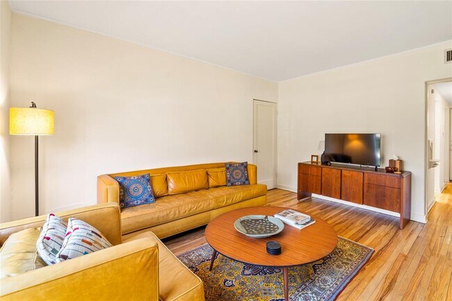 Foto del edificio - 1303 Kirkwood Rd
