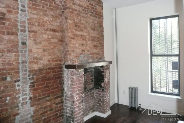 Foto del edificio - 4 bedroom in brooklyn NY 11216