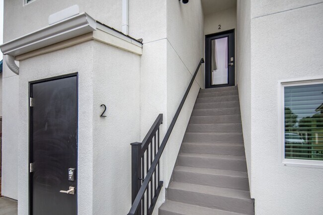 Building Photo - 5140-5142 Catoctin Dr.