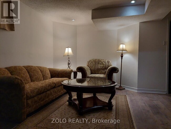 Building Photo - 61 Bluebell Crescent