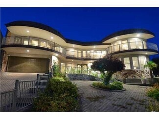 Building Photo - 1359 Whitby Rd