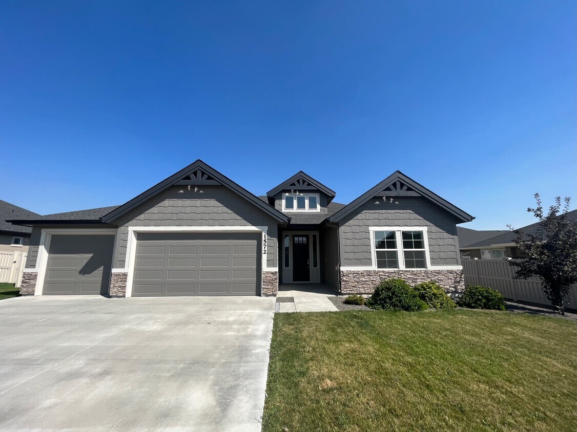 1572 Loch Ness Ave, Middleton, ID 83644 House Rental in Middleton, ID
