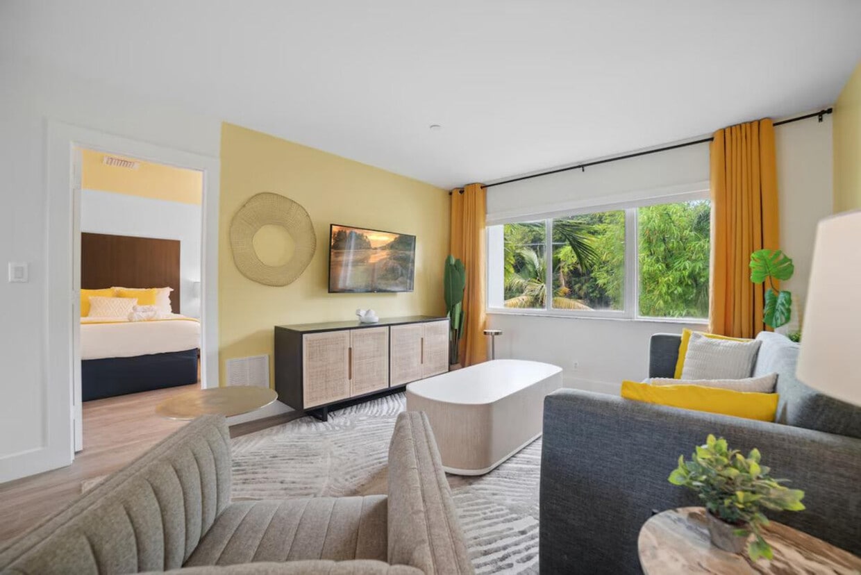 Foto principal - 400 N Ocean Blvd