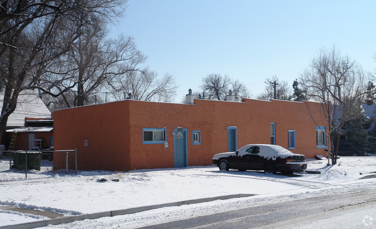 Building Photo - 602-606 Cache La Poudre St