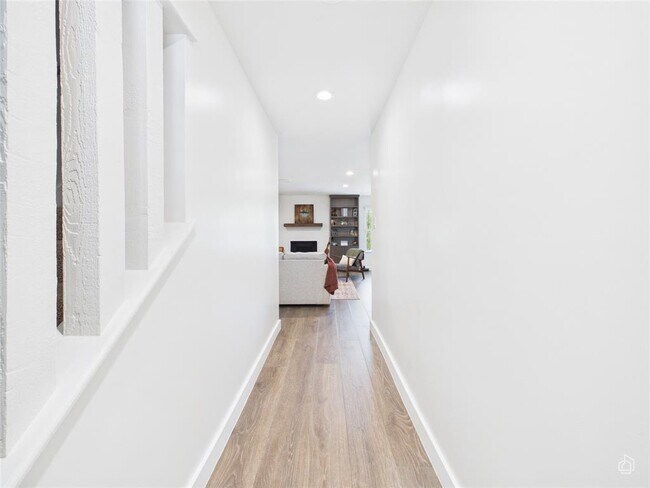 Foto del edificio - 12600 Esplanade St