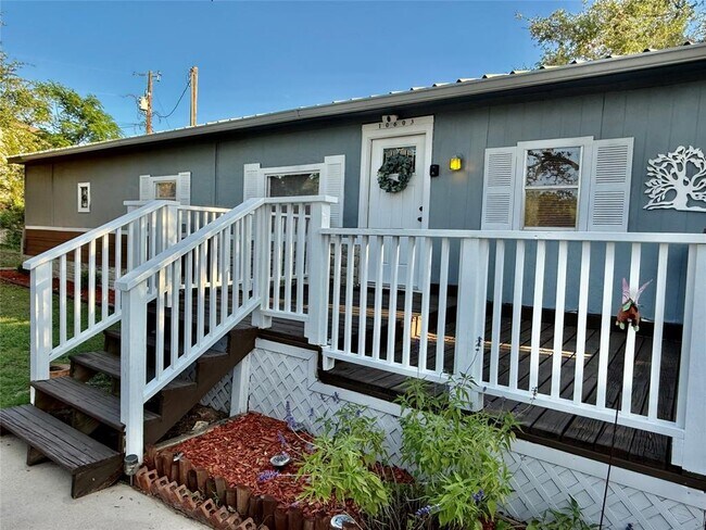 Foto del edificio - 10603 Thomaswood Ln