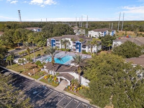Building Photo - The Landings At Cypress Meadows