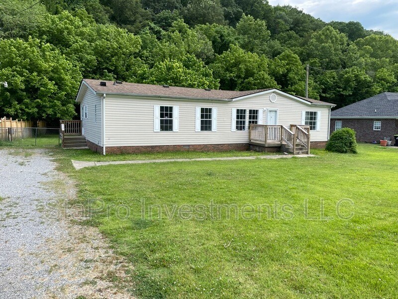 Primary Photo - 154 Henry Rd