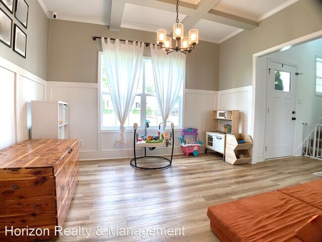 Building Photo - 3 br, 2.5 bath House - 103 Teds Trl
