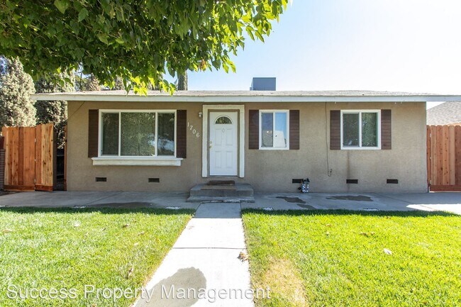 Building Photo - 3 br, 2 bath House - 1706 Las Vegas Street