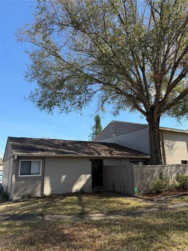 Primary Photo - 8608 Lake Isle Dr