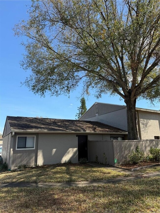 Photo - 8608 Lake Isle Dr House