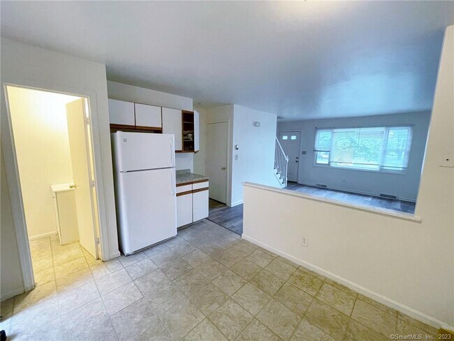 Foto del edificio - 663 Newhall St