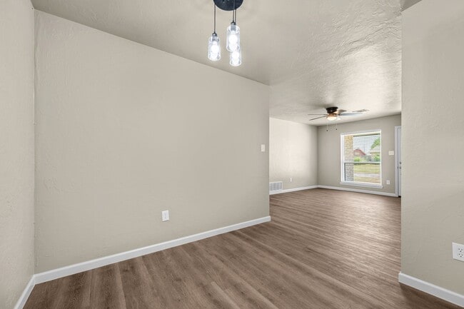 Building Photo - 408 SW 71st St