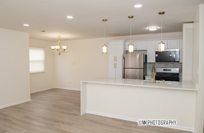 Building Photo - 20118 Willow Dr