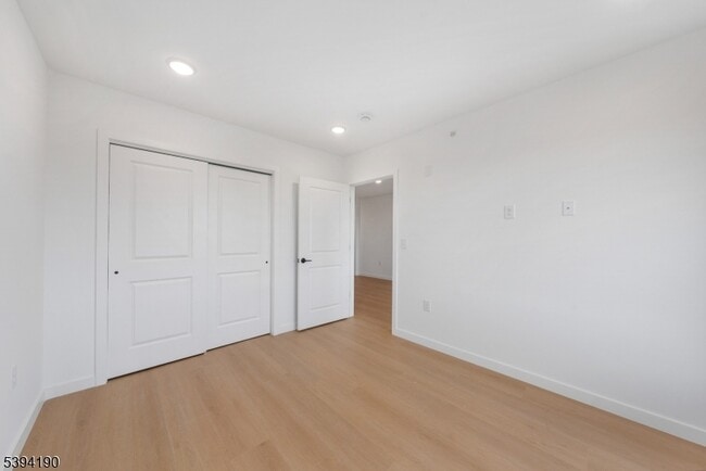 Building Photo - 768 Bergen St