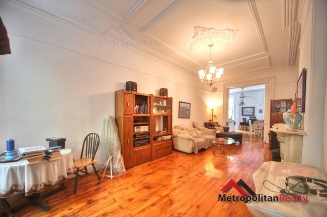 Foto del edificio - 120 Berkeley Pl
