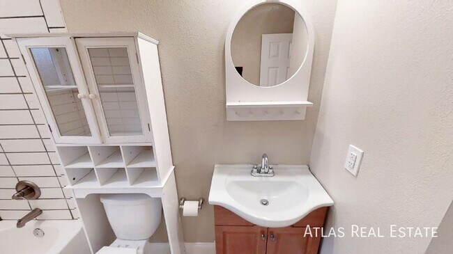 Foto del edificio - 406 S 10th St