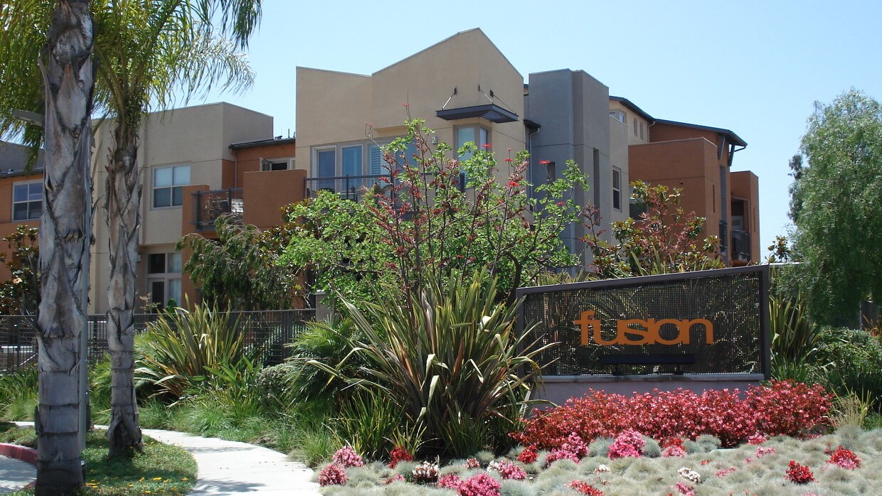 5511 W 149th Pl, Hawthorne, CA 90250 Condo for Rent in Hawthorne, CA