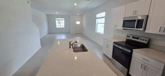 Building Photo - 2248 Lesser Goldfinch Dr