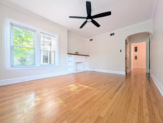 Foto del edificio - 2510 W Ainslie St