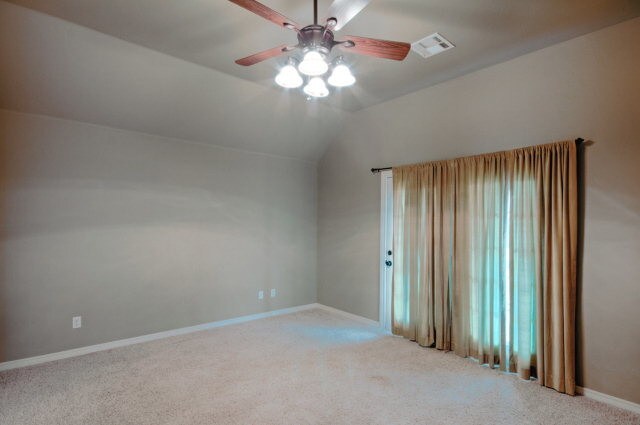 Building Photo - 817 Cypress Dr