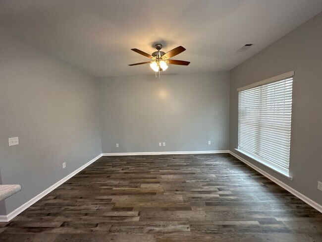 Building Photo - New Construction
