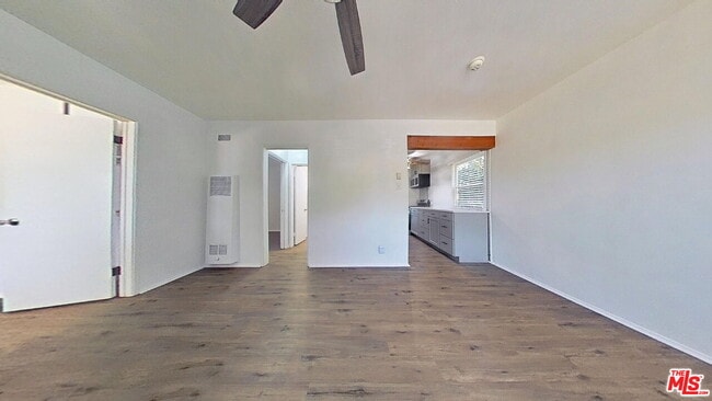 Building Photo - 15544 Romar St