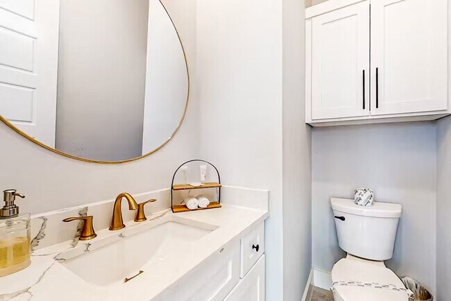 Foto del edificio - 1928 Oakdale St