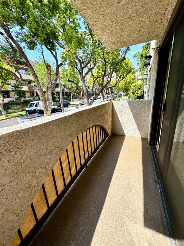 Foto del edificio - 430 E San Jose Ave