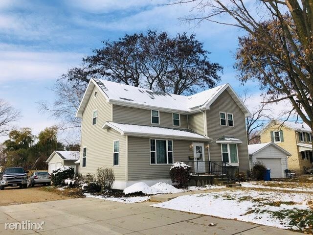 Primary Photo - 3 br, 2.5 bath House - 154 River Road