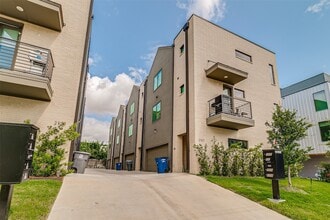 Building Photo - 2707 Kimsey Dr
