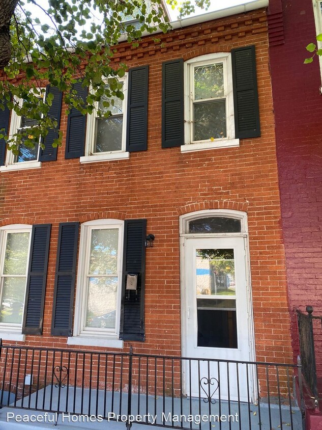 Primary Photo - 4 br, 1 bath House - 604 S Duke St