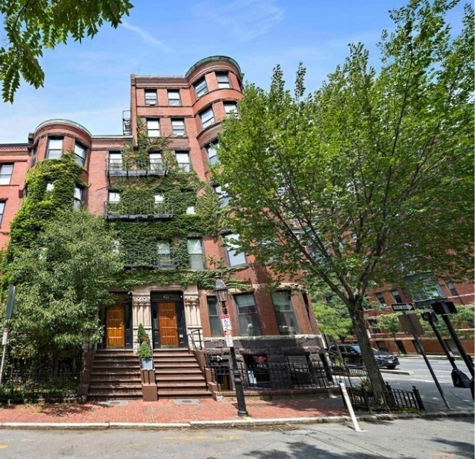 Photo - 421 Marlborough St (Boston, MA)